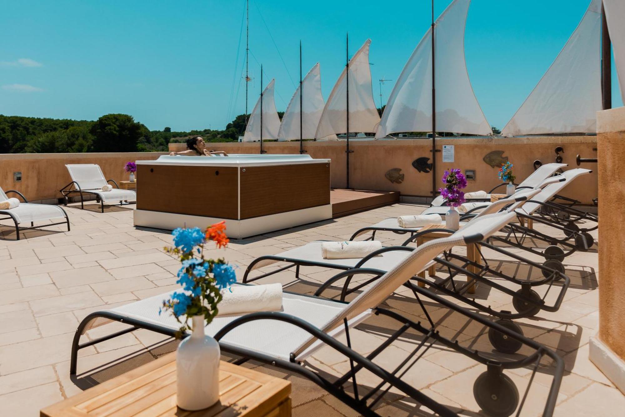 Corte Di Nettuno - CDSHotels Otranto Esterno foto